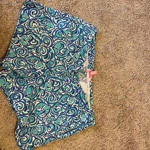 Lilly Pulitzer shorts. Great condition